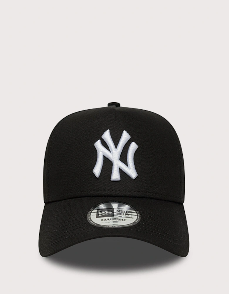 New York Yankees MLB League Essential 9FORTY E-Frame Adjustable Cap