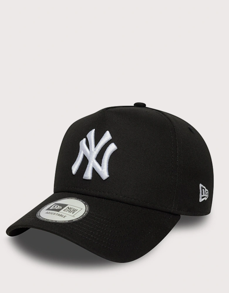 New York Yankees MLB League Essential 9FORTY E-Frame Adjustable Cap