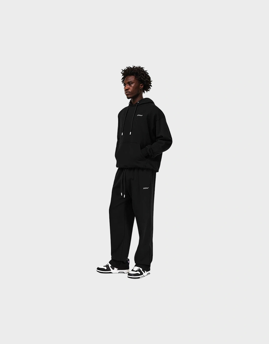 Vanish Arrow Closed Hem Fleece Sweatpants Black
