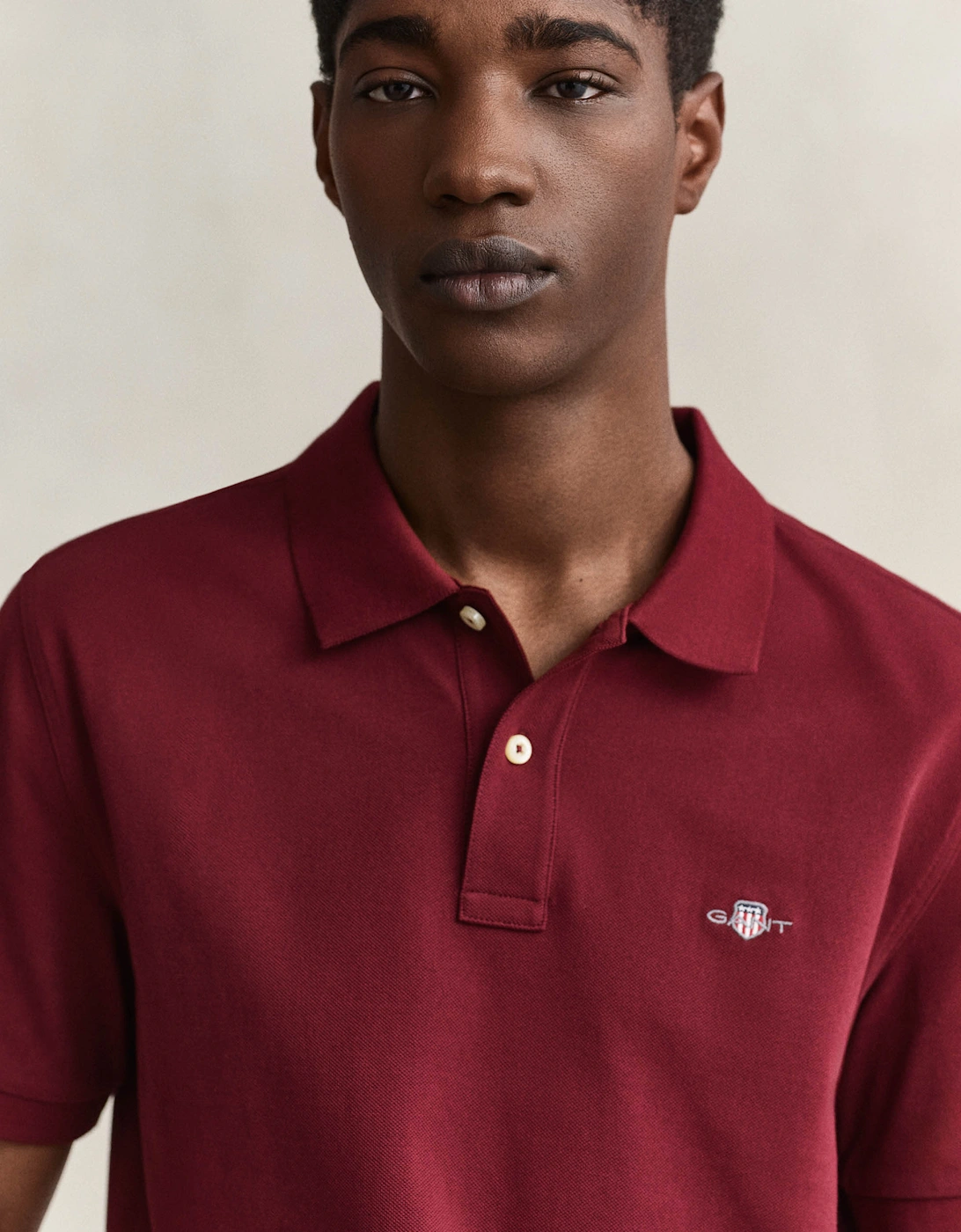 GANT Mens Regular Fit Short Sleeve Shield Logo Pique Polo - 676 Deep Grape Wine
