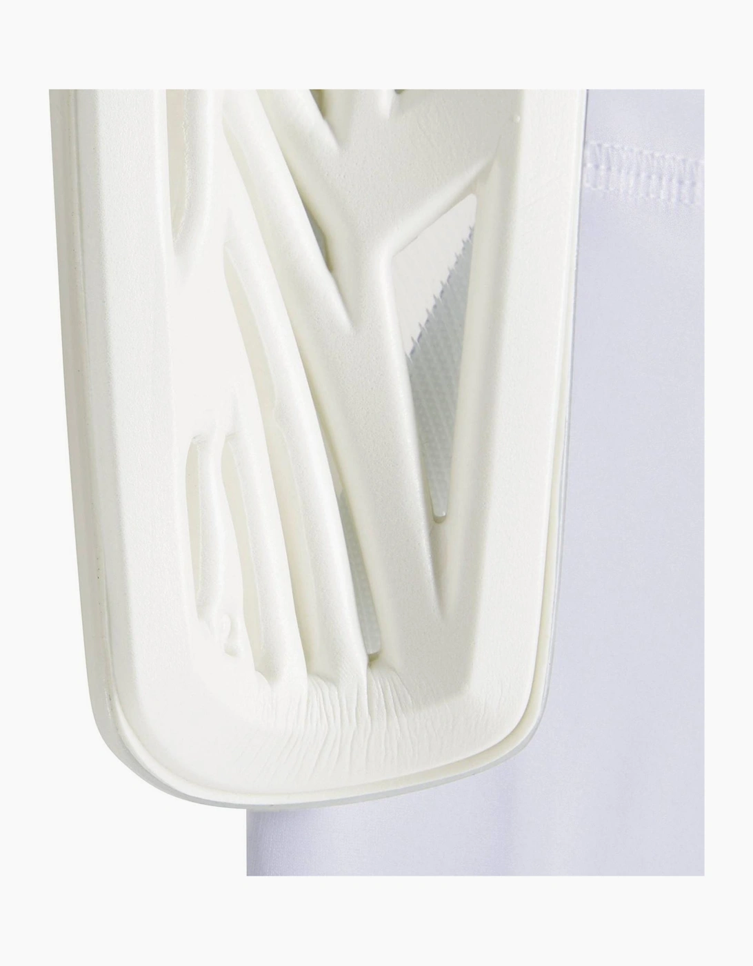 Tiro Shin Guard