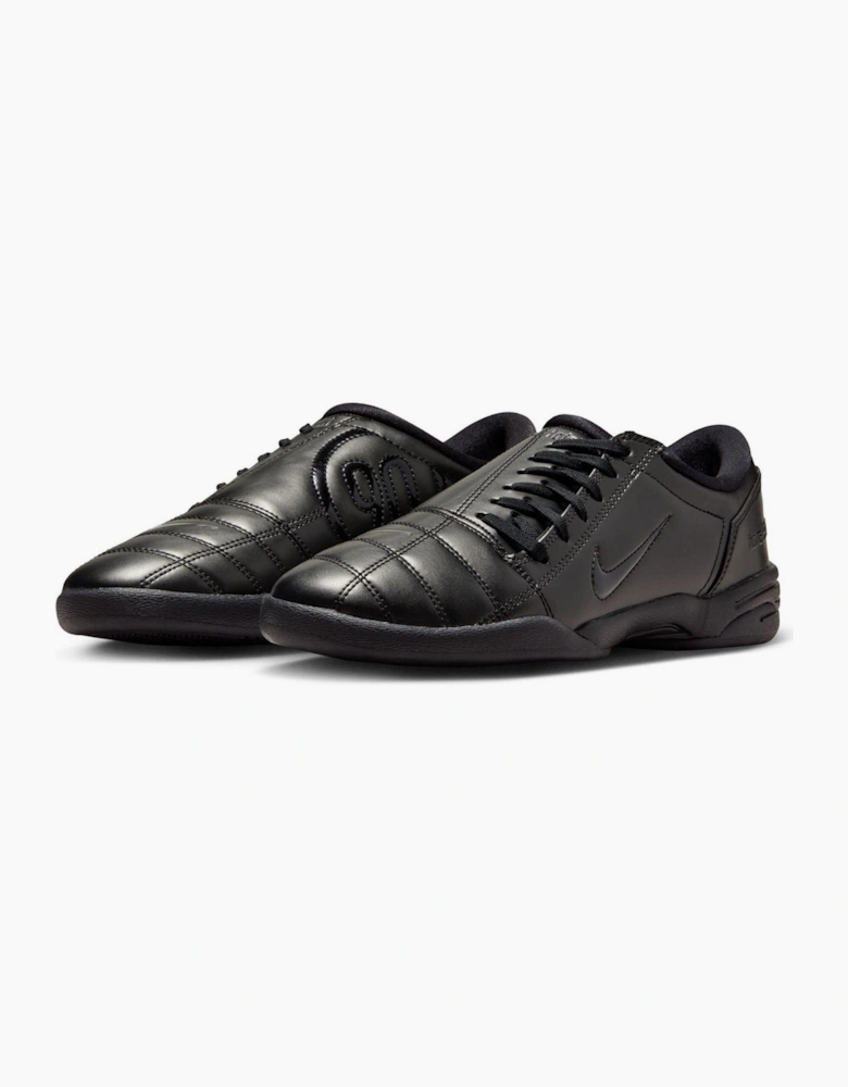 T90 Lace-Up Low Top Walking Sneakers