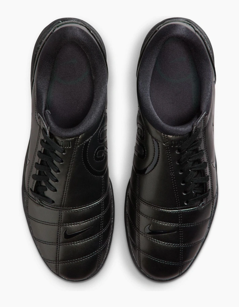 T90 Lace-Up Low Top Walking Sneakers