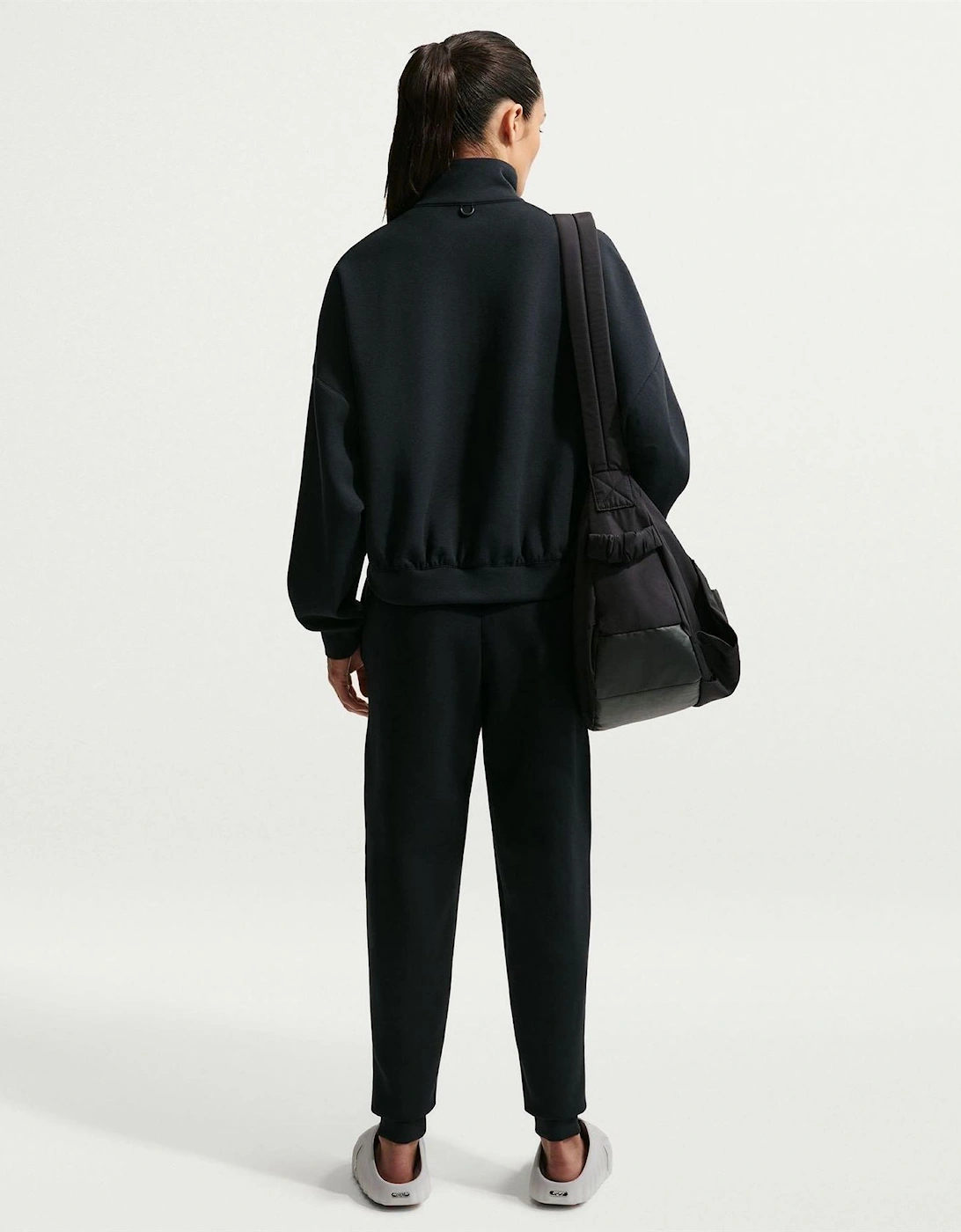 Solid Patterned Mid Rise Tapered Running Pants