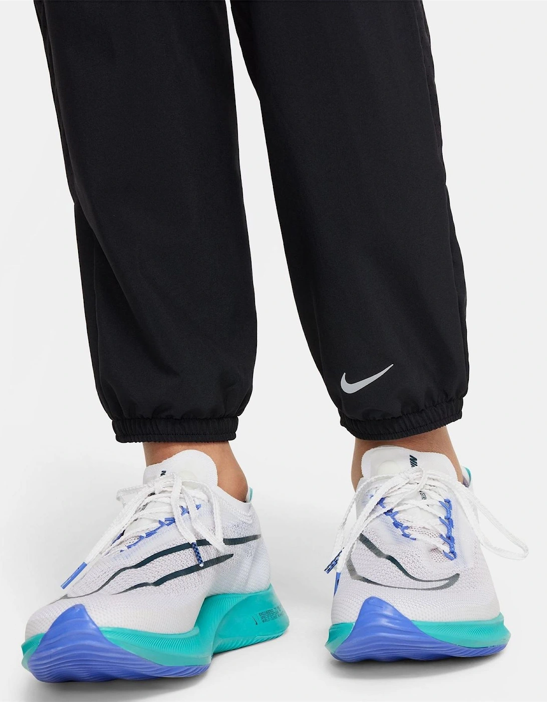 Solid Mid Rise Regular Fit Athletic Pants