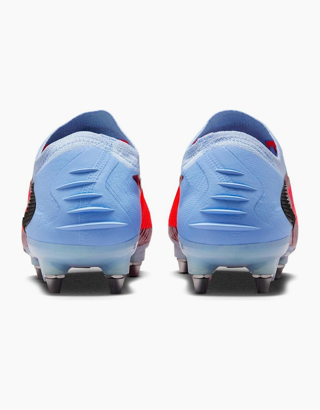 Phantom 6 Low Top Lace-Up Sneakers