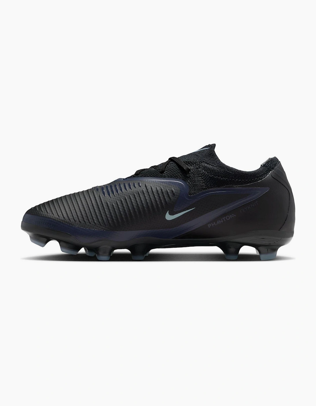 Phantom 6 Pro FG Low Top Sneakers