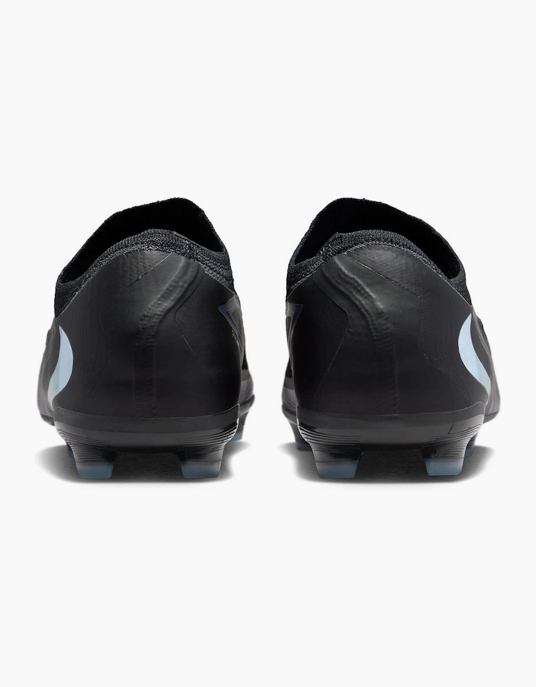 Phantom 6 Pro FG Low Top Sneakers