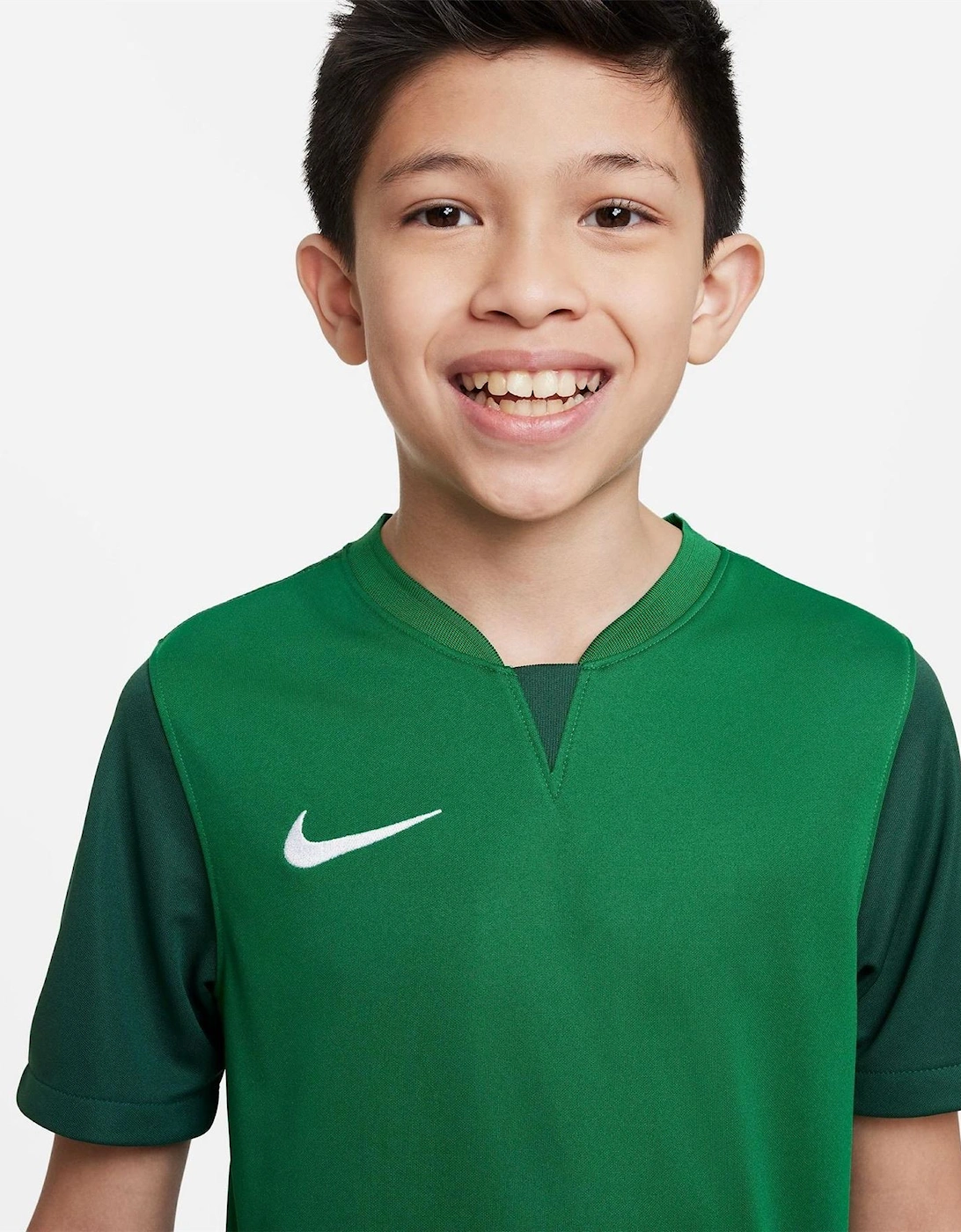 Y Nk Df Trophy