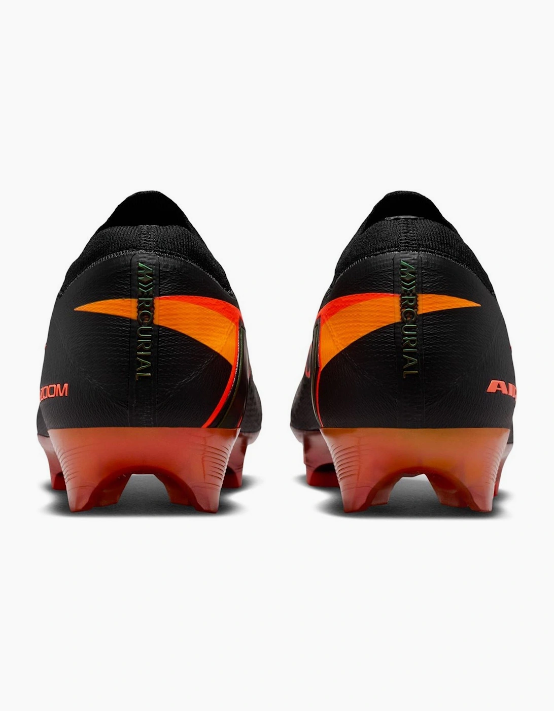 Zoom Vapor 16 Elite Low Top Sneakers