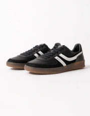Black 002