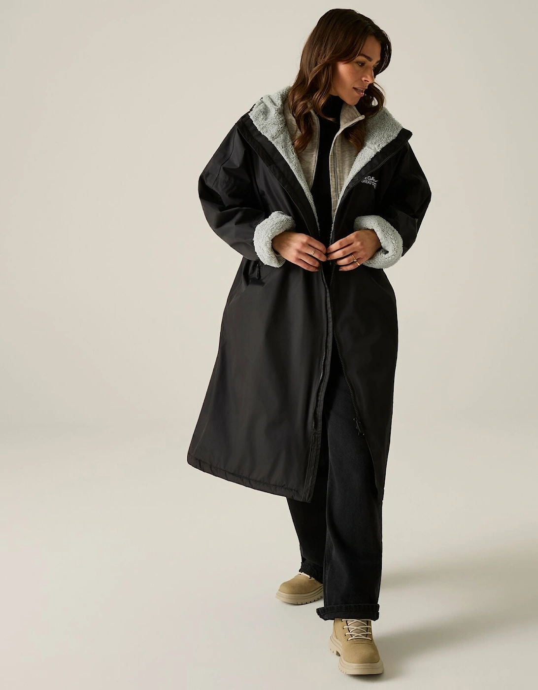 Regatta Outdoor Active Adults Waterproof Changing Robe