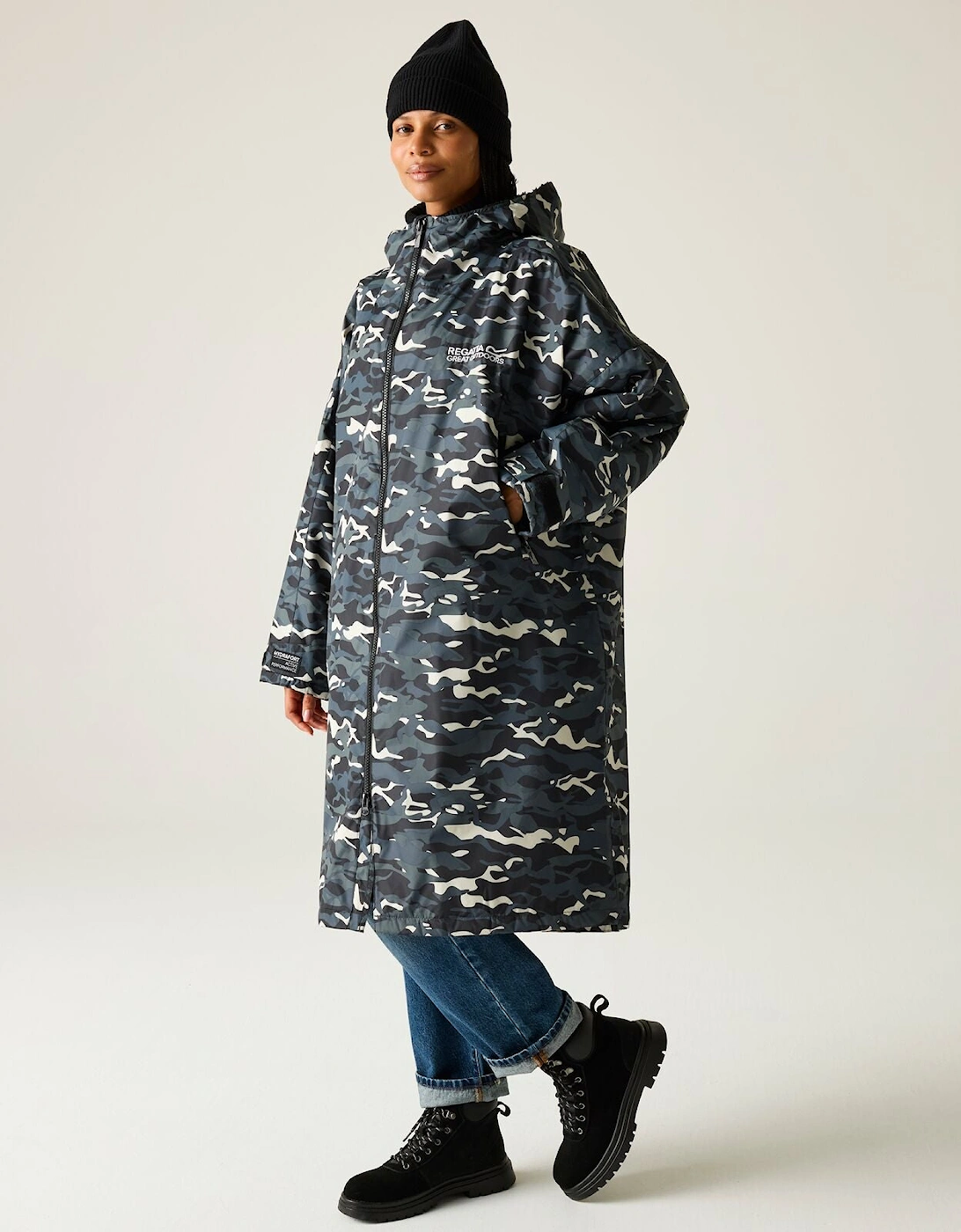 Regatta Outdoor Active Adults Waterproof Changing Robe