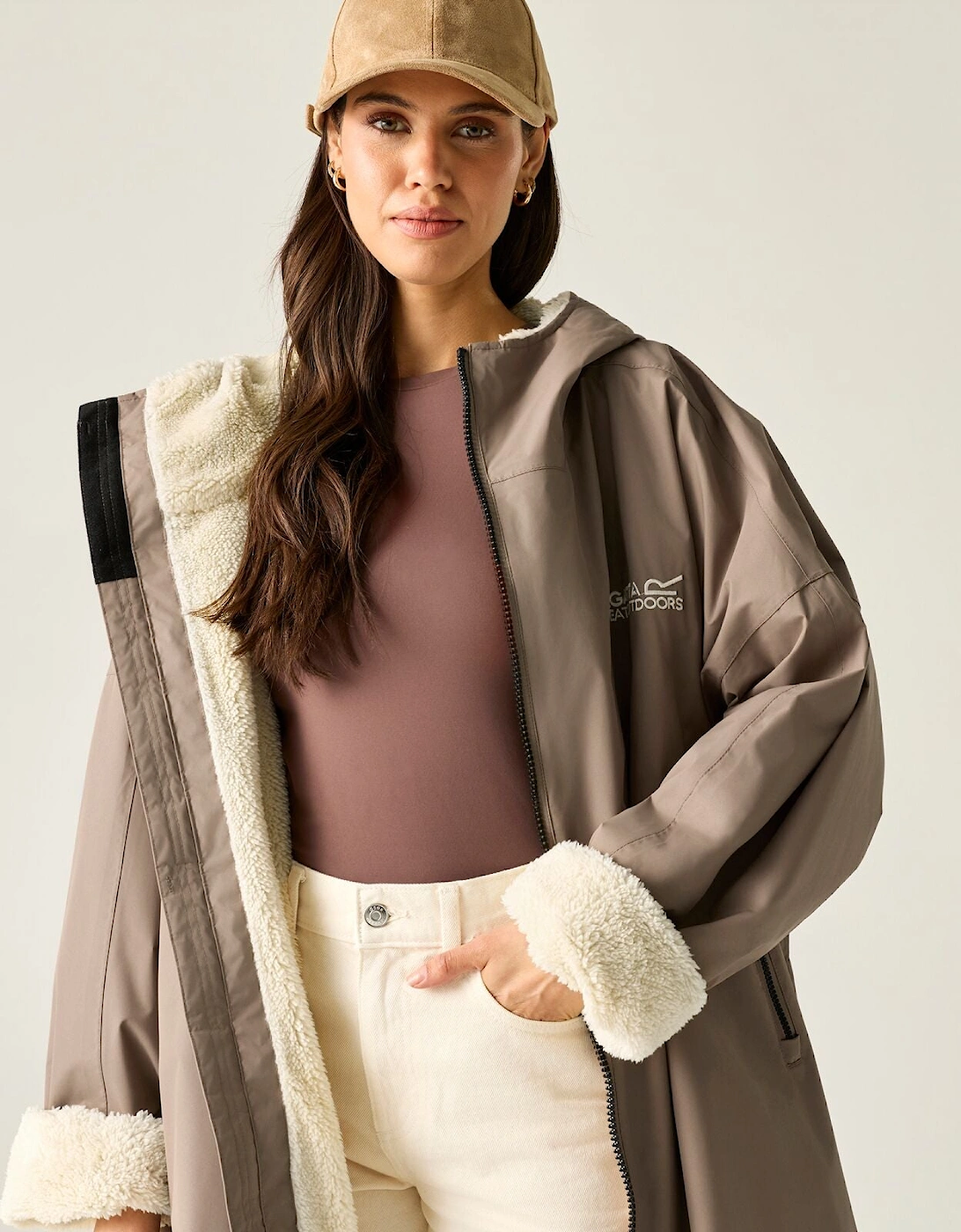 Regatta Outdoor Active Adults Waterproof Changing Robe