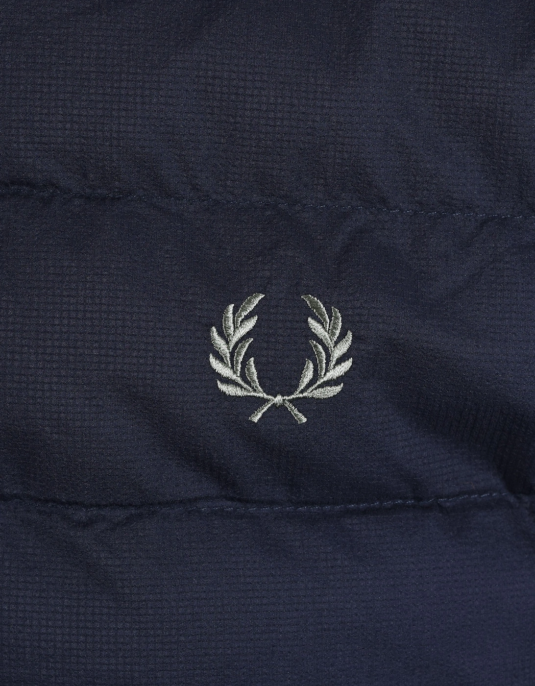 FRED PERRY HOODED INSULATED JACKET DARK AIRFORCE