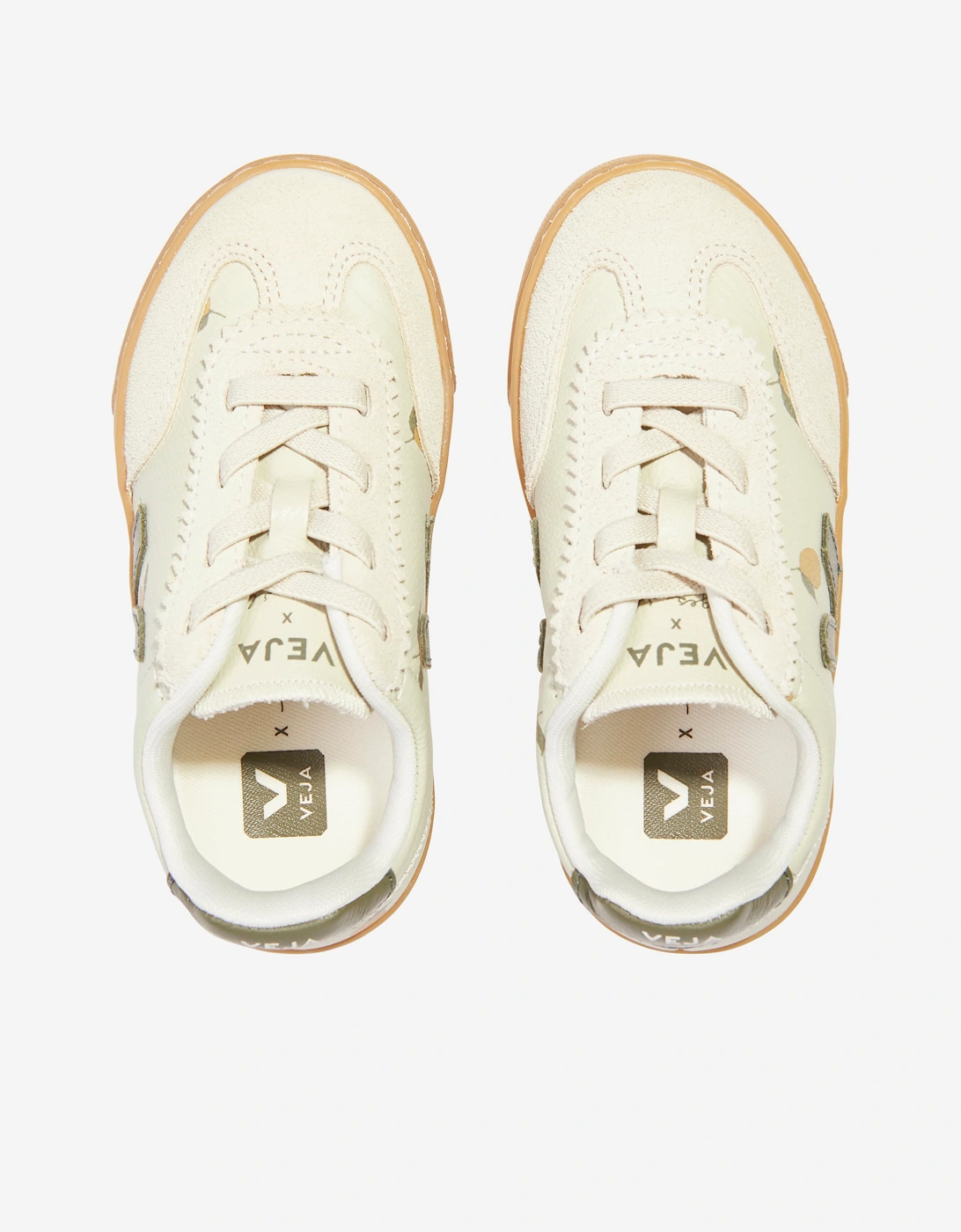 Veja Kids Leather Veja X Konges Slojd Small Volley Trainers in Ivory