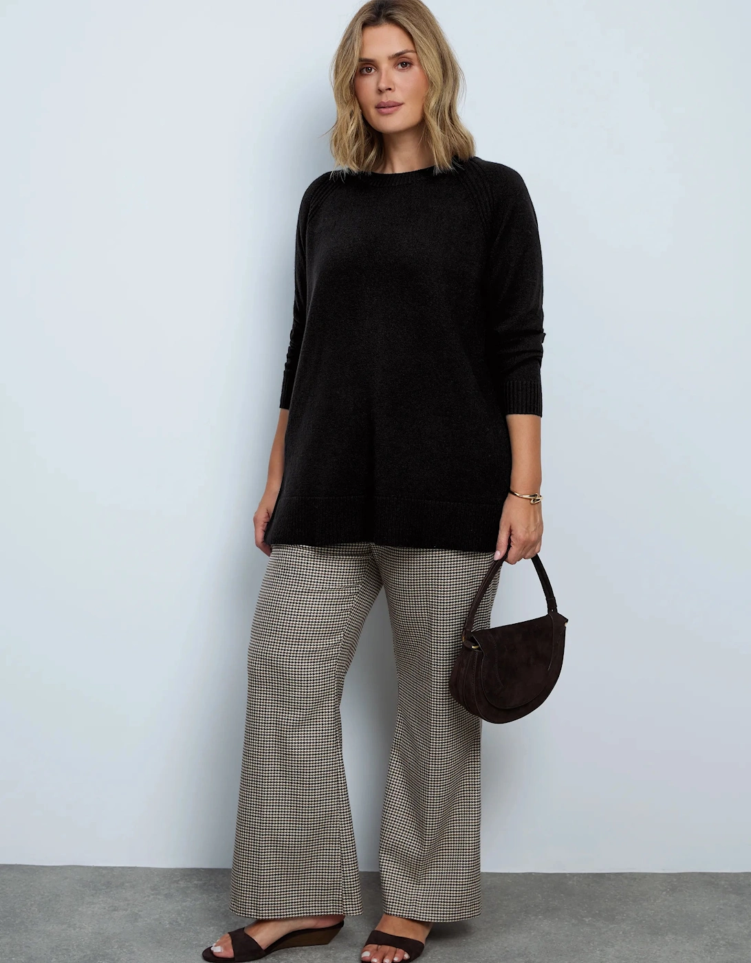 Black Crew Neck Longline Knitted Jumper