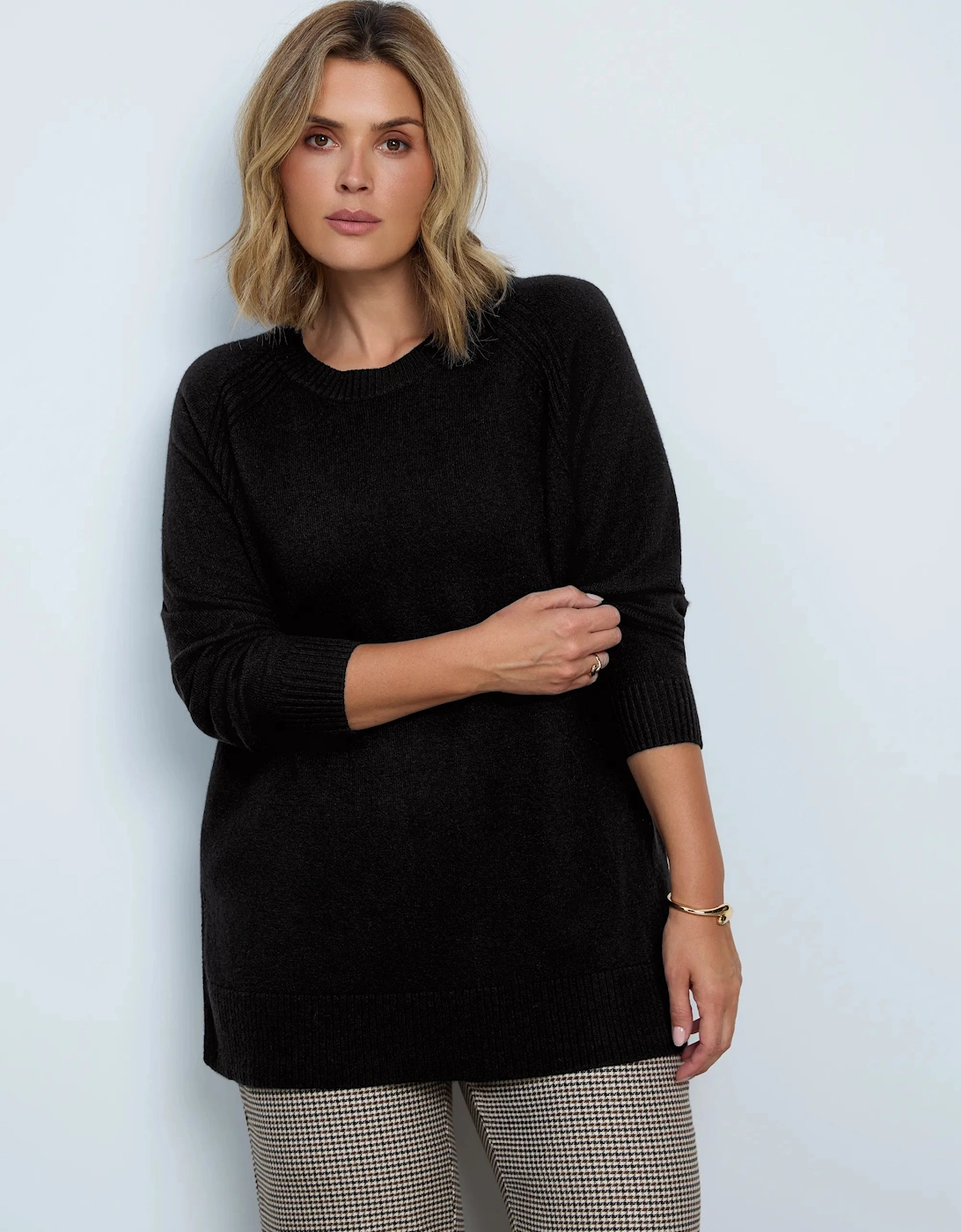 Black Crew Neck Longline Knitted Jumper