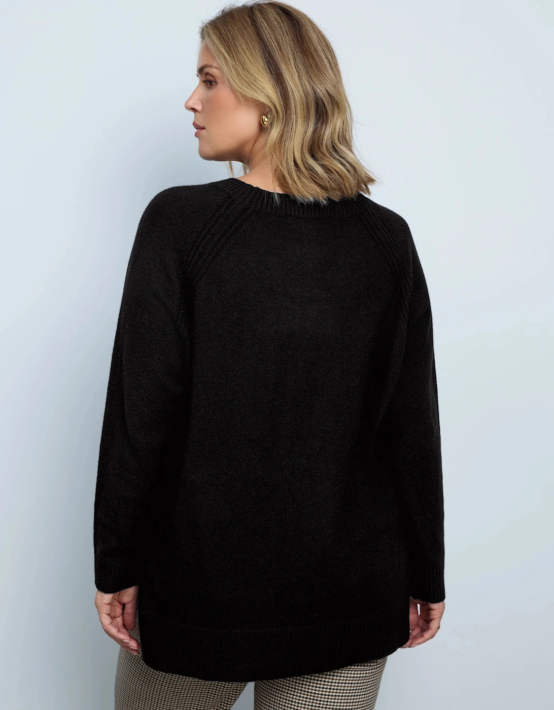 Black Crew Neck Longline Knitted Jumper