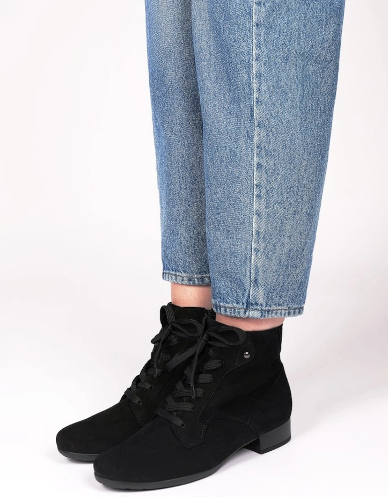 Balban Womens Ankle Boots
