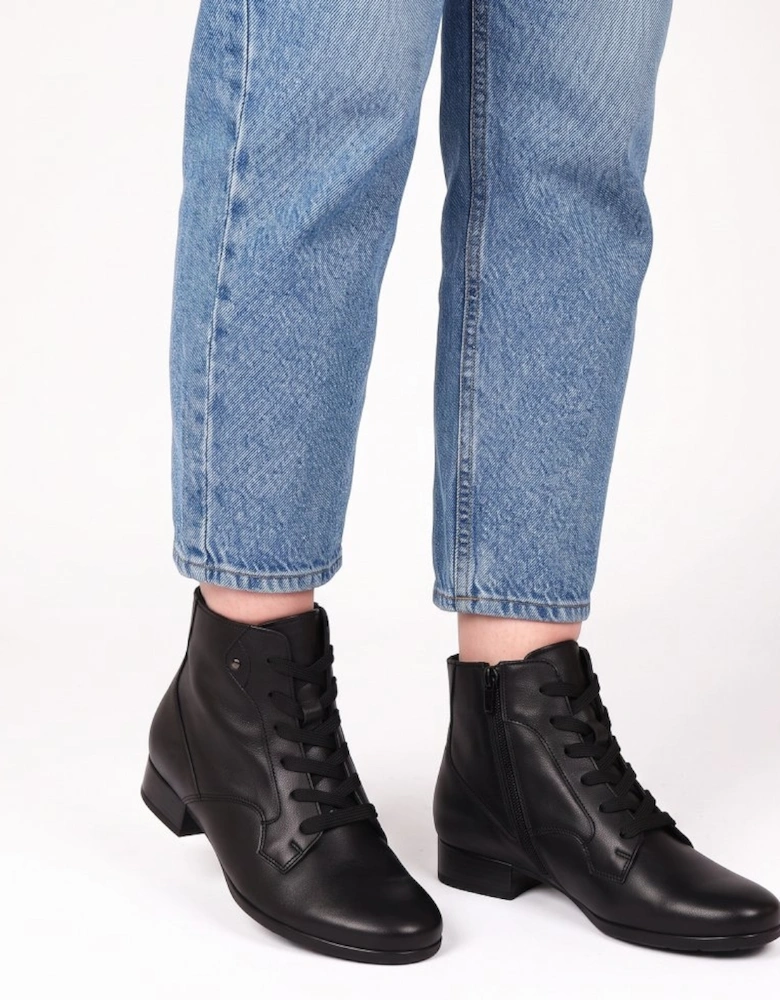Balban Womens Ankle Boots