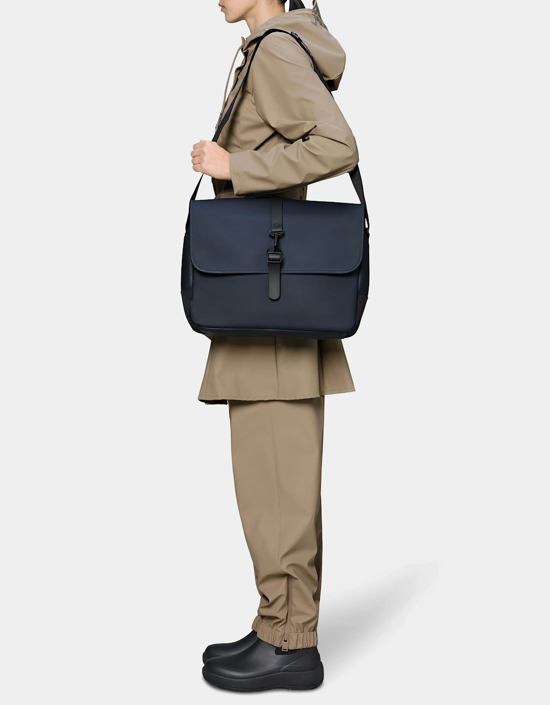 Rains Messenger Bag - 47 Navy