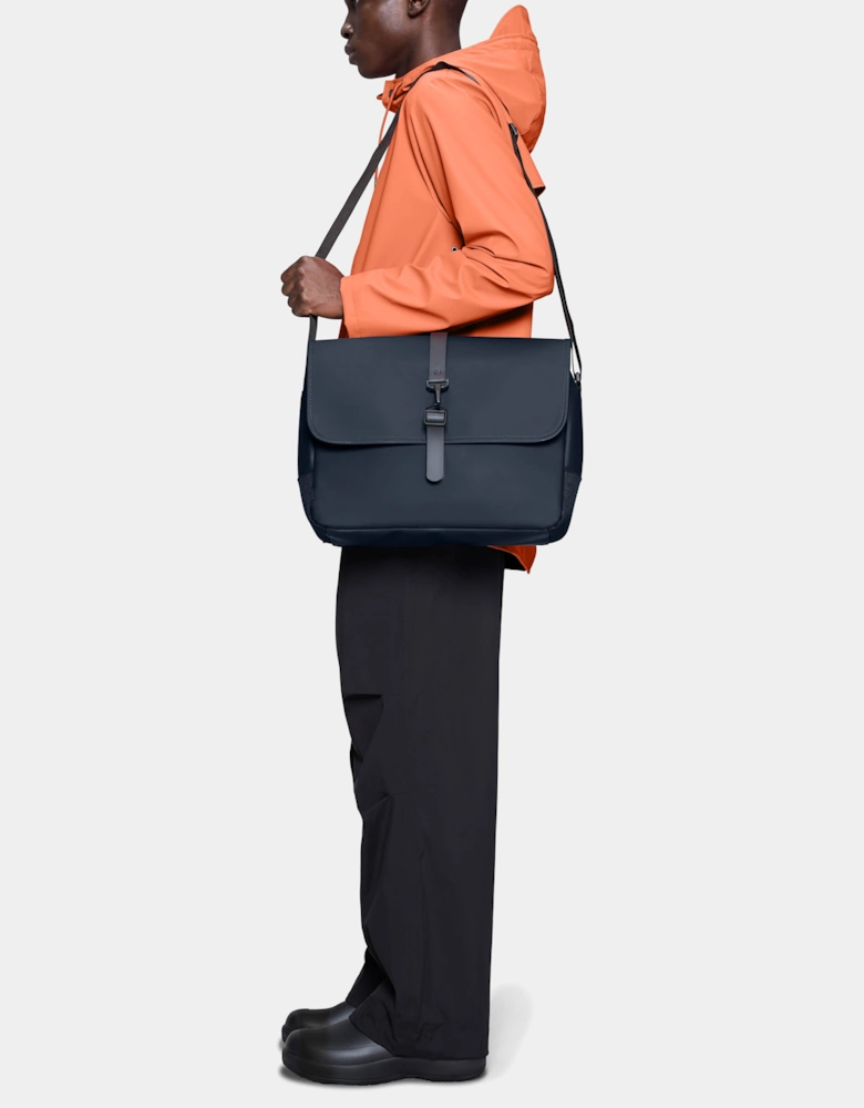 Rains Messenger Bag - 47 Navy