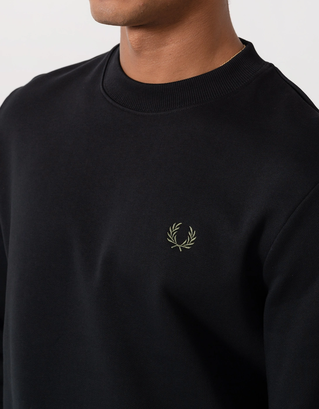 Fred Perry Mens Crew Neck Sweatshirt - Black/Ecru/Laurel Wreath Green W54