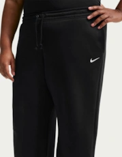 Black/ Sail