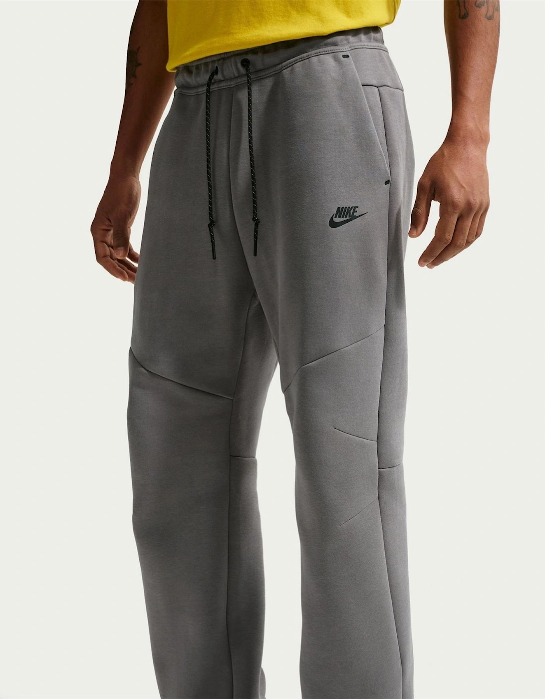 Tech Mid Rise Open Hem Straight Athletic Pants