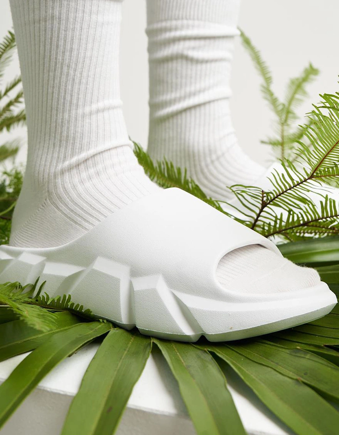 Archive Design Studios Archive Hexo Mens Sliders White