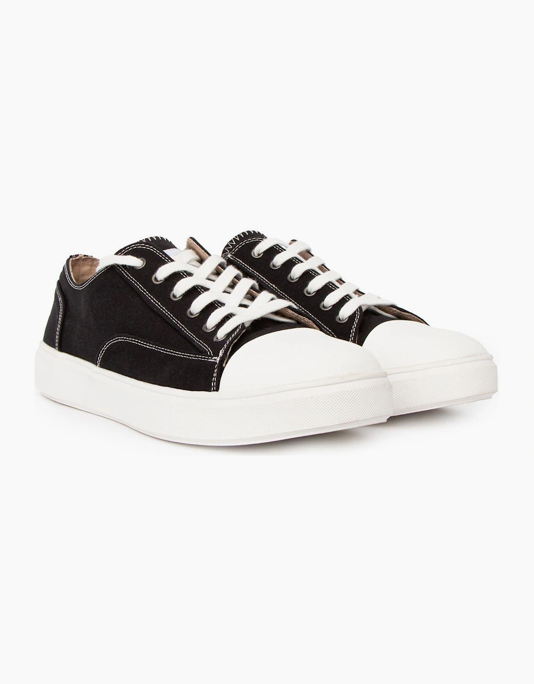 Duck And Cover Nesta Mens Trainers Black