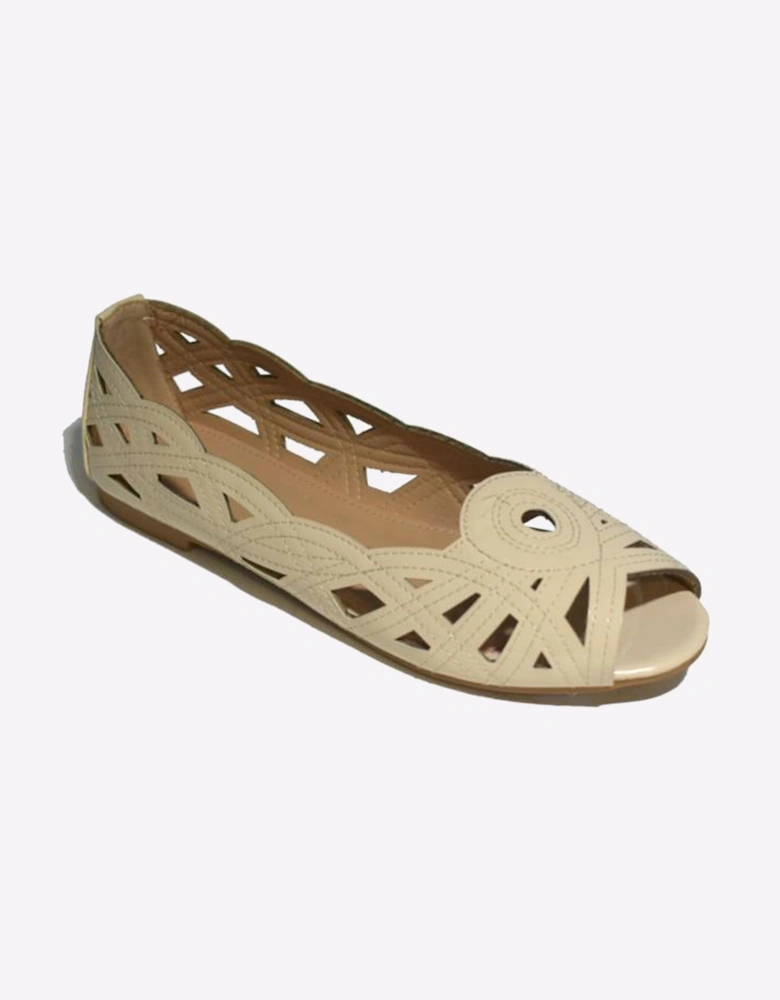 Reveal Dulce Girls Slip On Dress Shoes Nude Patent