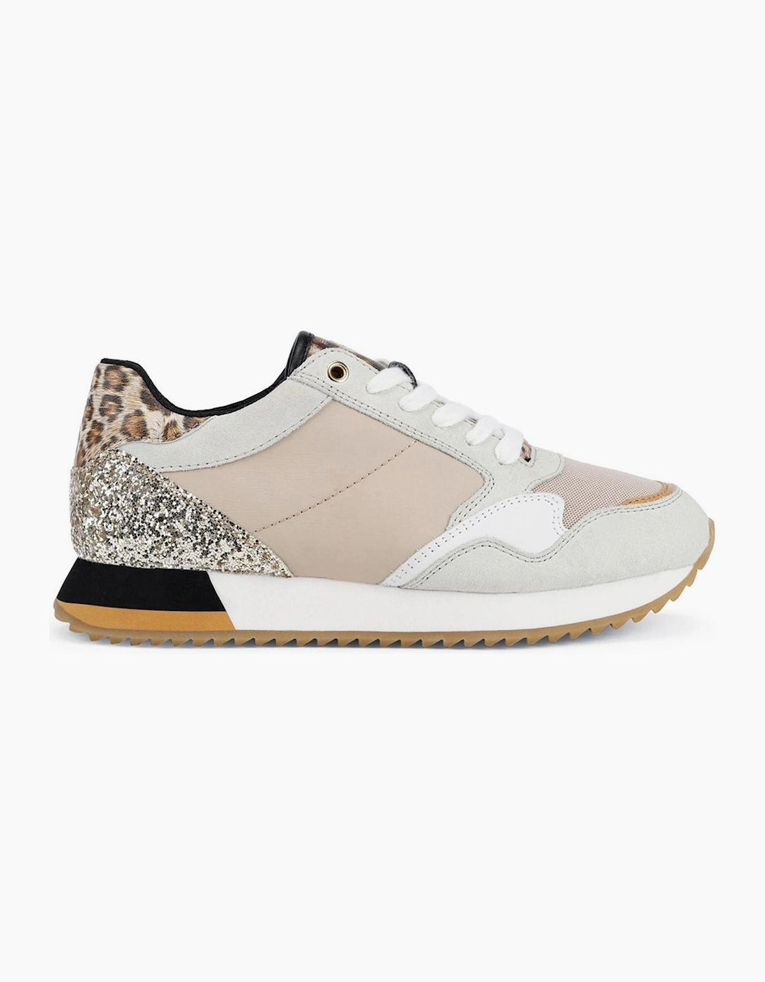 Geox Doralea Womens Trainers Off White / Beige