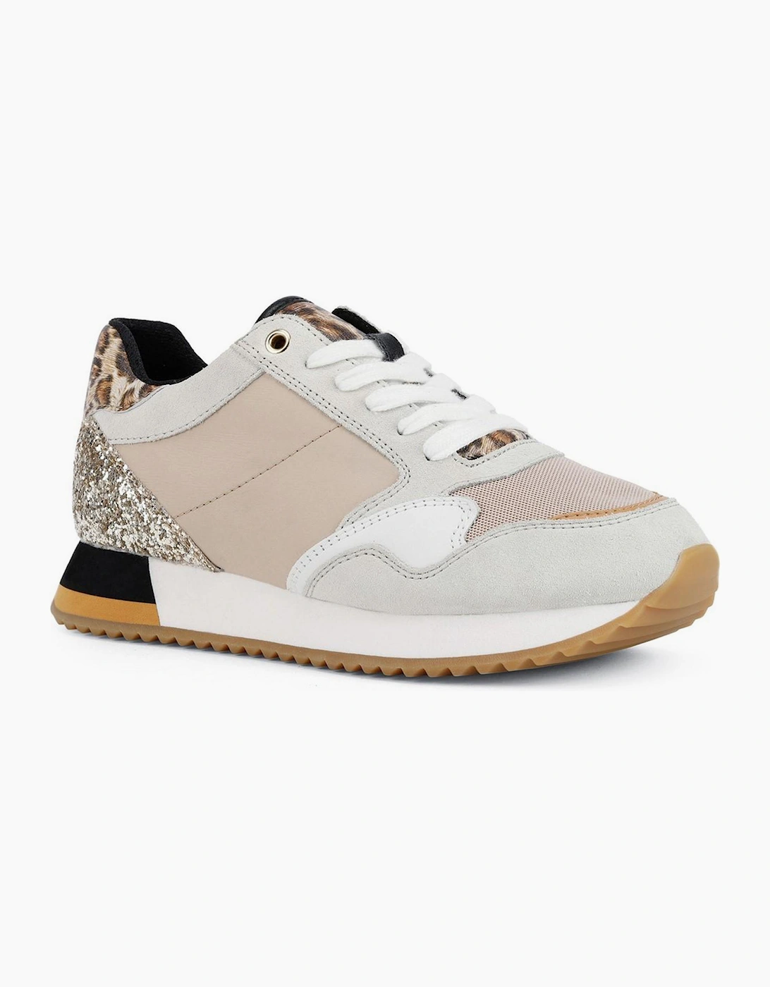 Geox Doralea Womens Trainers Off White / Beige