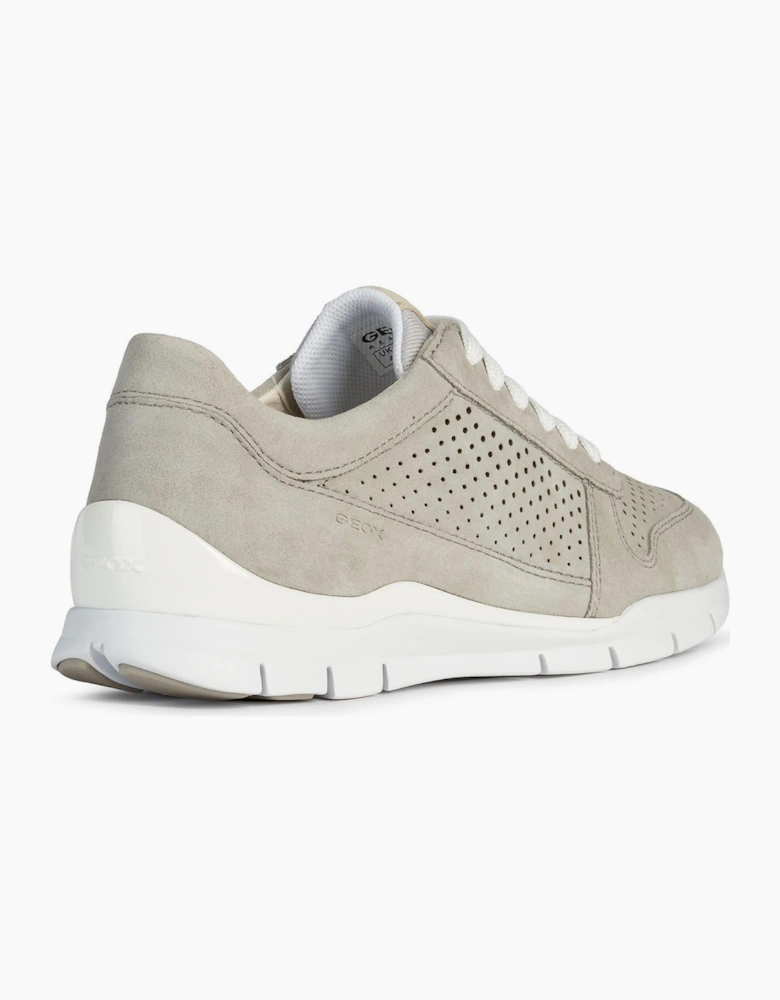 Geox D Sukie B Womens Trainers Light Grey