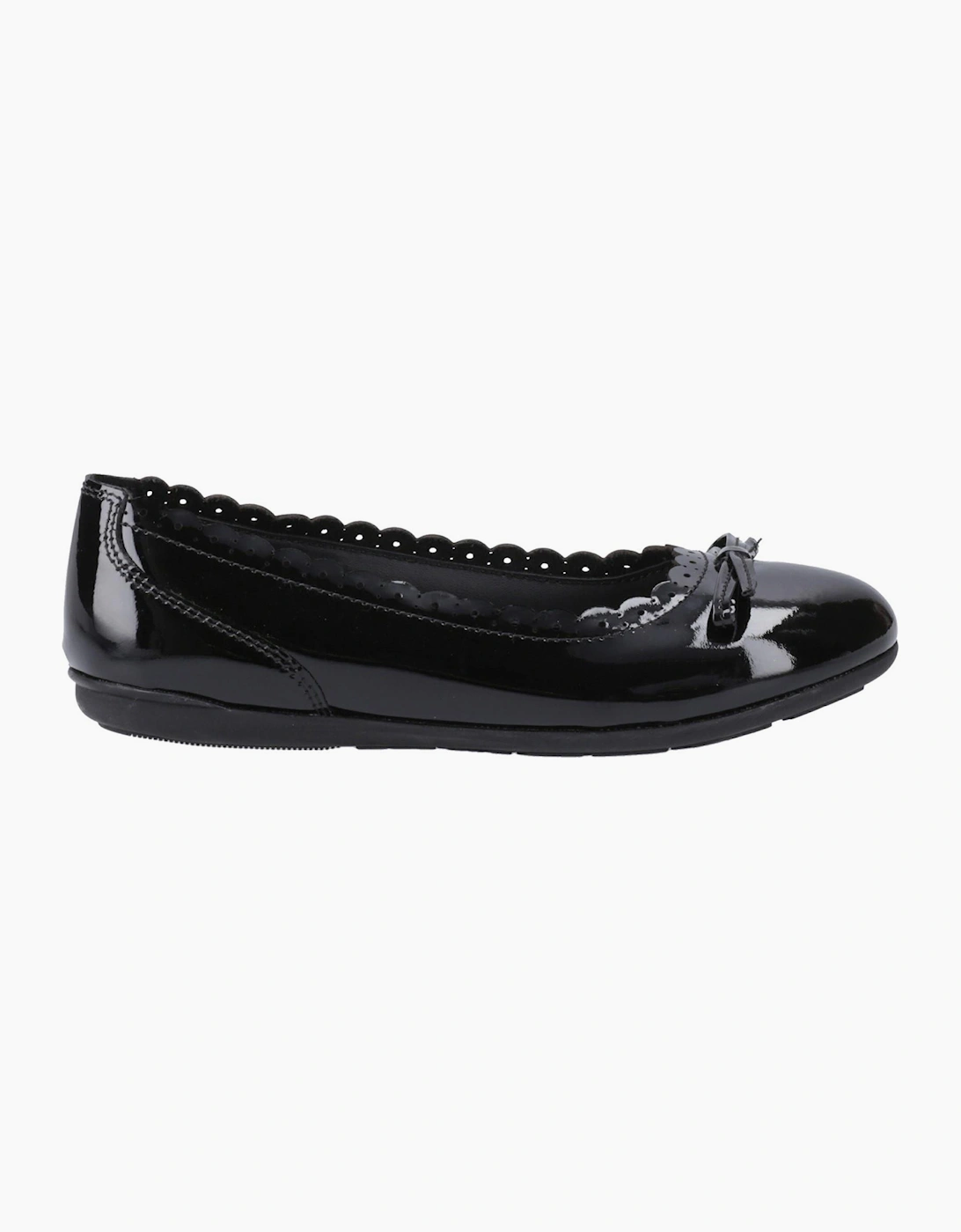 Hush Puppies Lillie Patent Junior Girls Ballerina Shoes Black