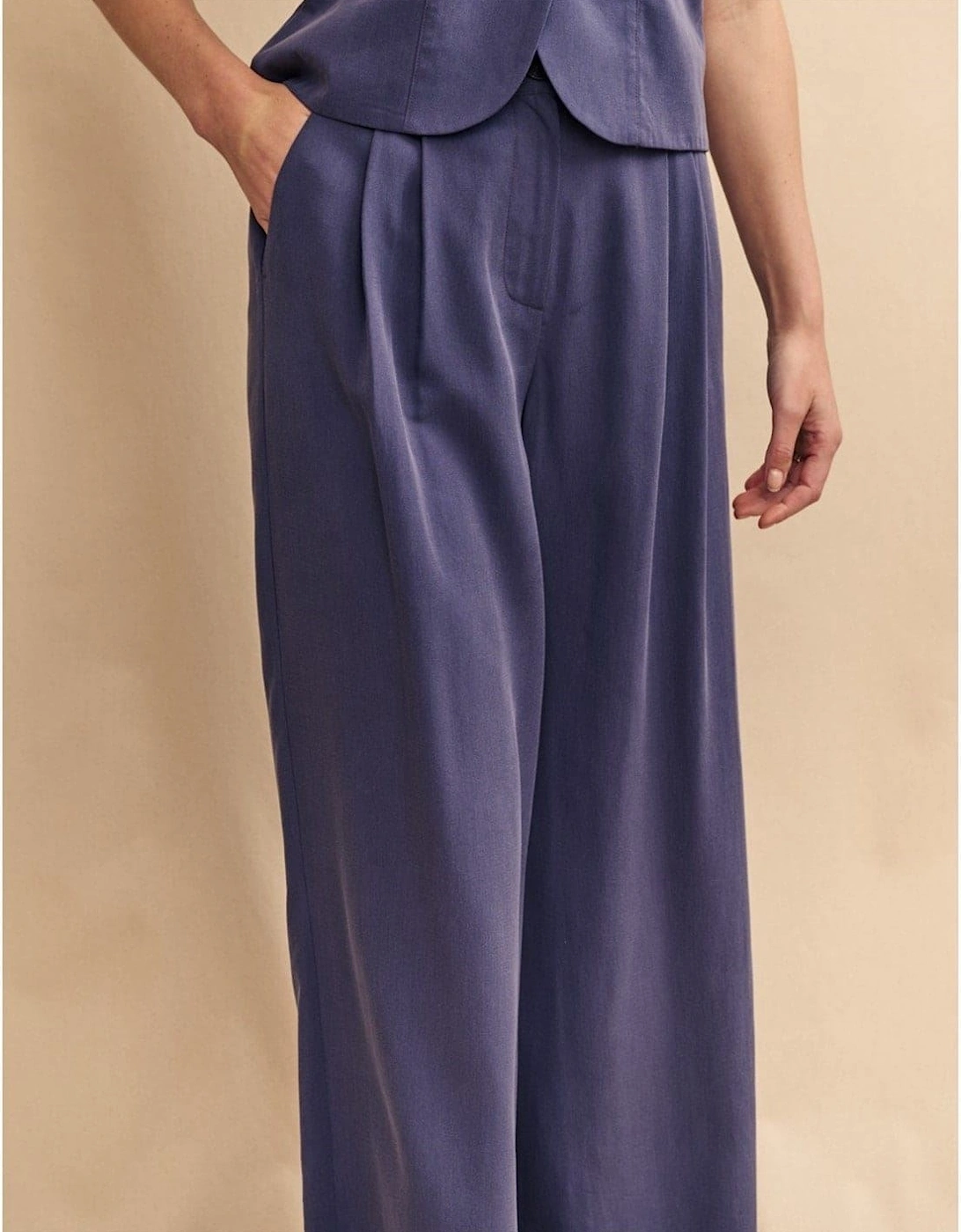 Solid Patterned Wide Leg Trousers