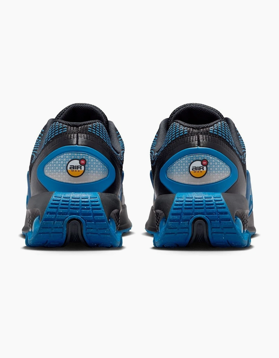 Air Max Dn Jn62 Low Top Sneakers