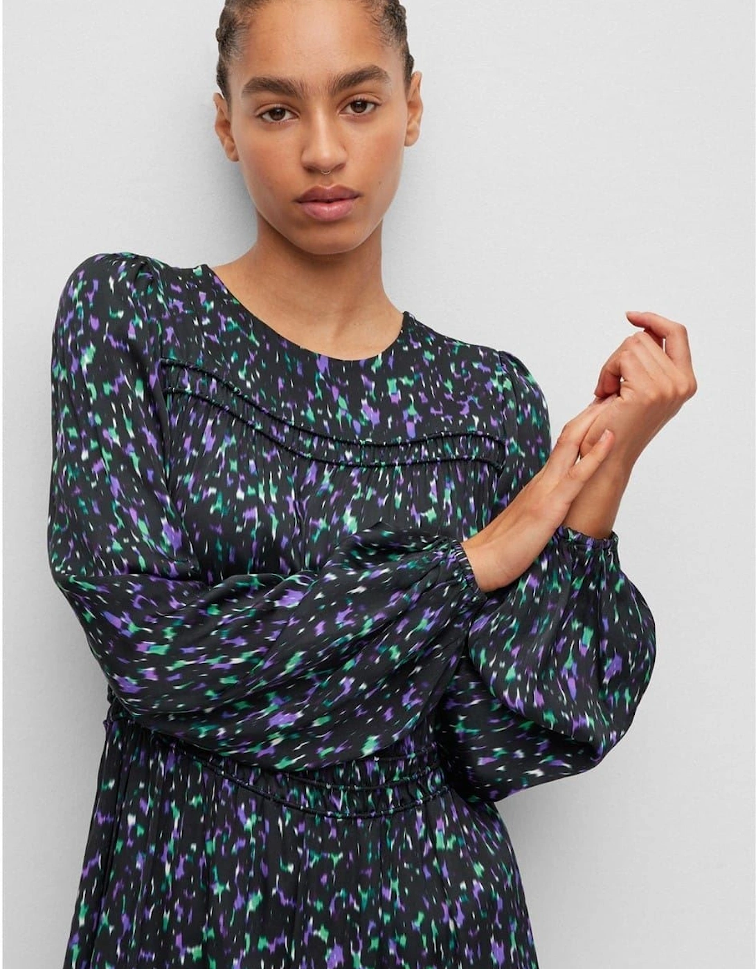 C Dillina Crew Neck Knee Length A-Line Dress