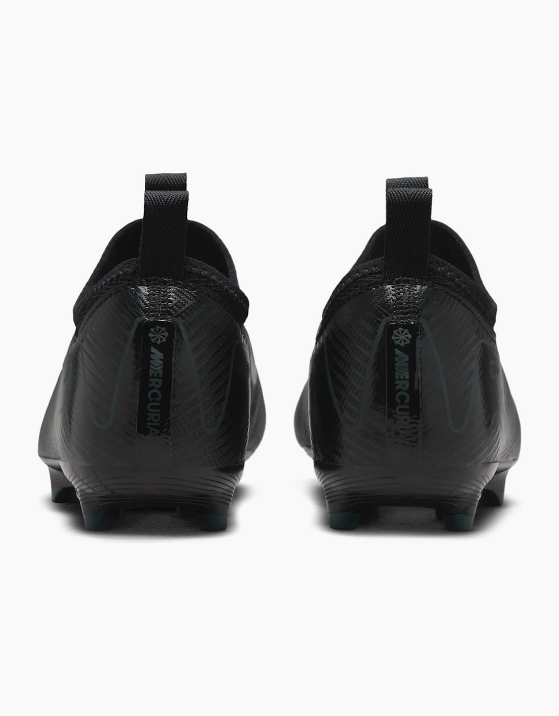 Zoom Mercurial Vapor 16 Juniors Firm Ground Football Boots