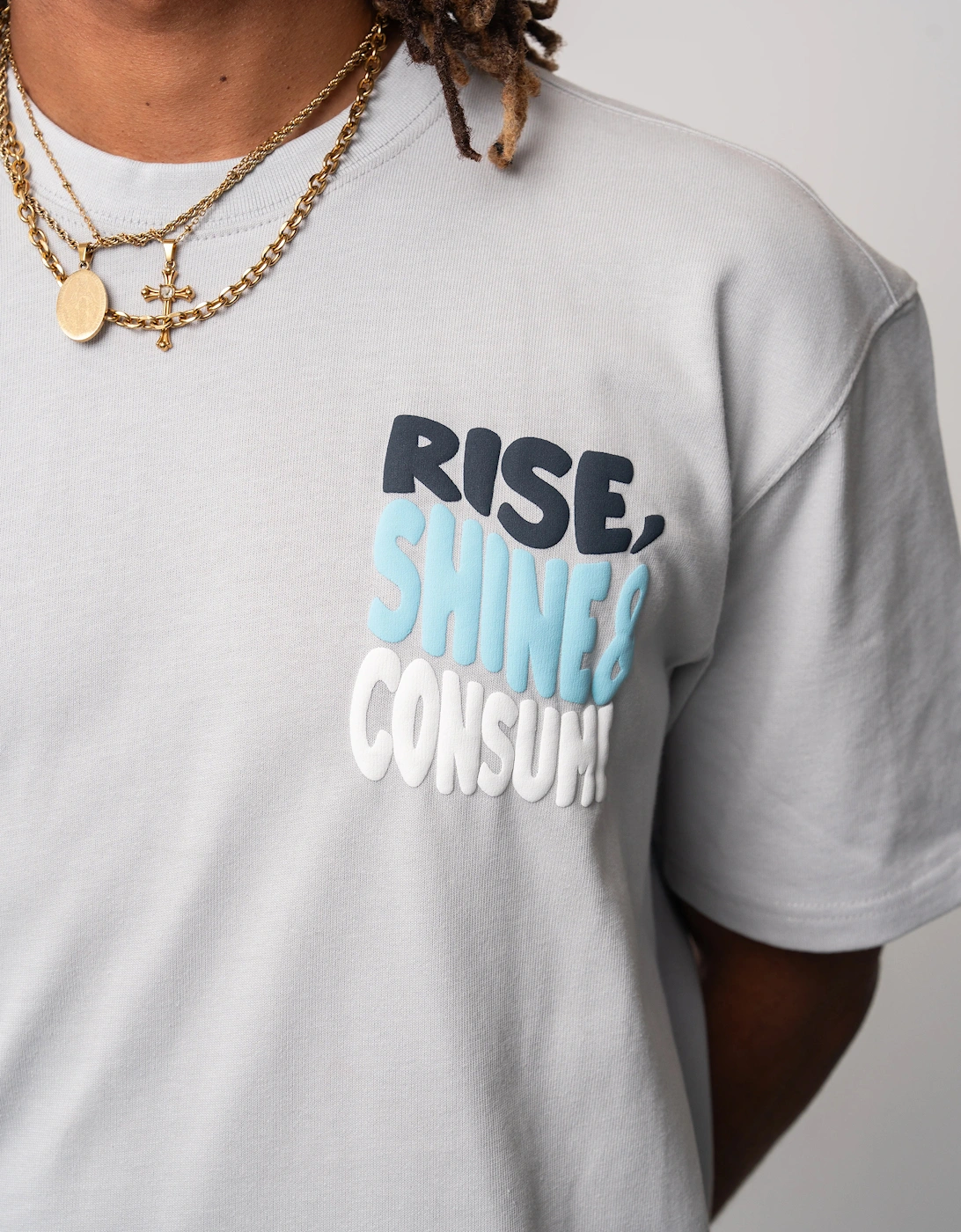 Fresh Flavours Rise, Shine & Consume Oversized T-Shirt - Lt Grey/ Blue