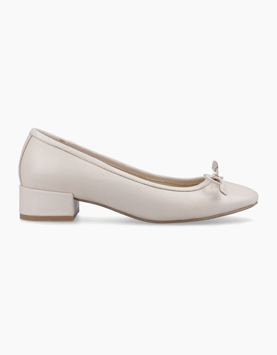 Hush Puppies Silvia Low Heel Sandal Leather Women's Ivory Sandals