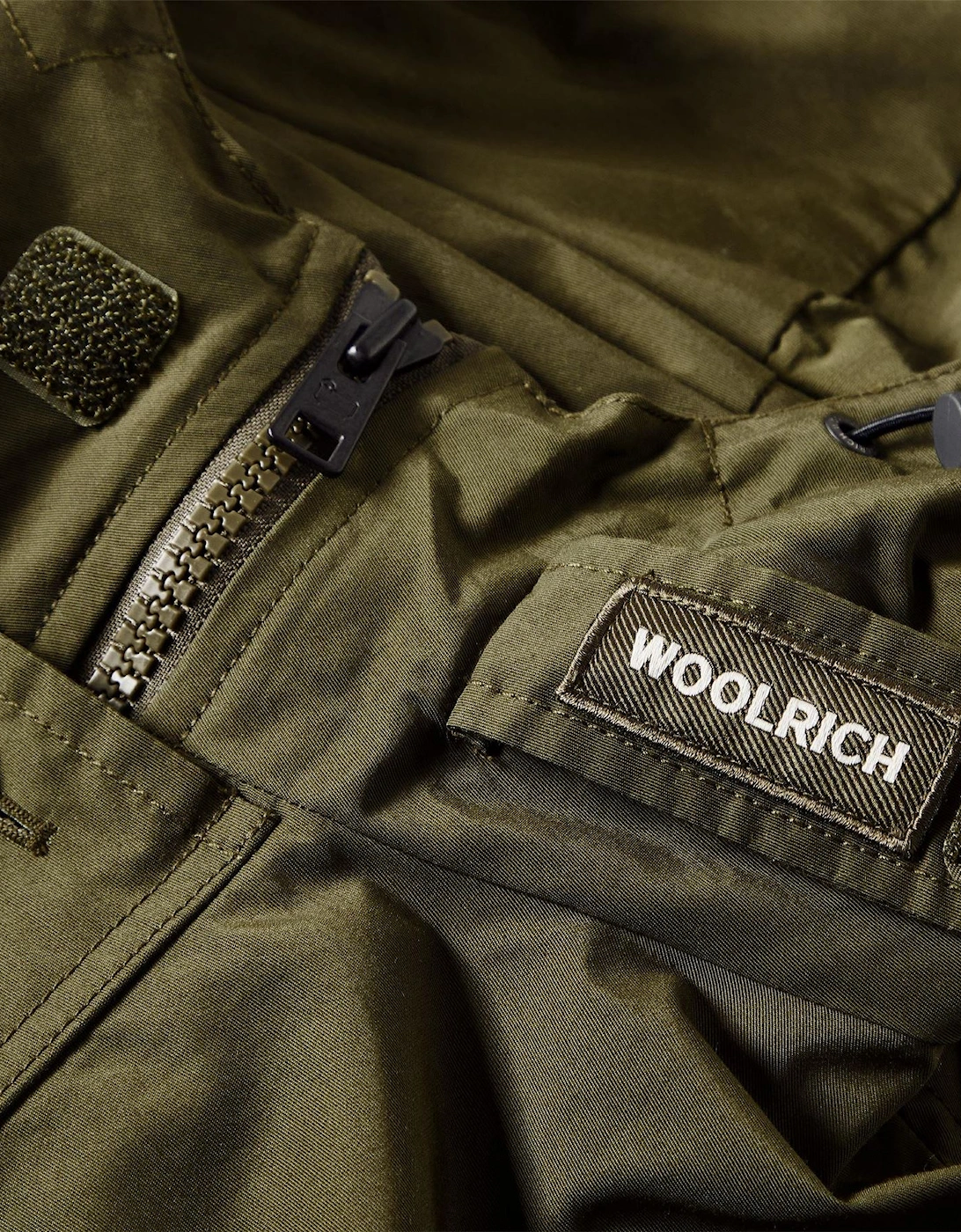 Solid Patterned Hooded Parka Coat with Front Pockets