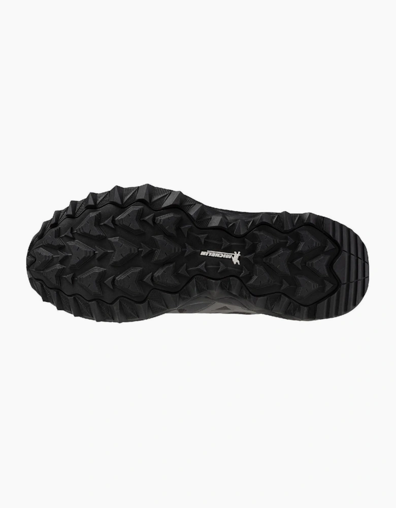 Wave Mujin Low Top Walking Sneakers