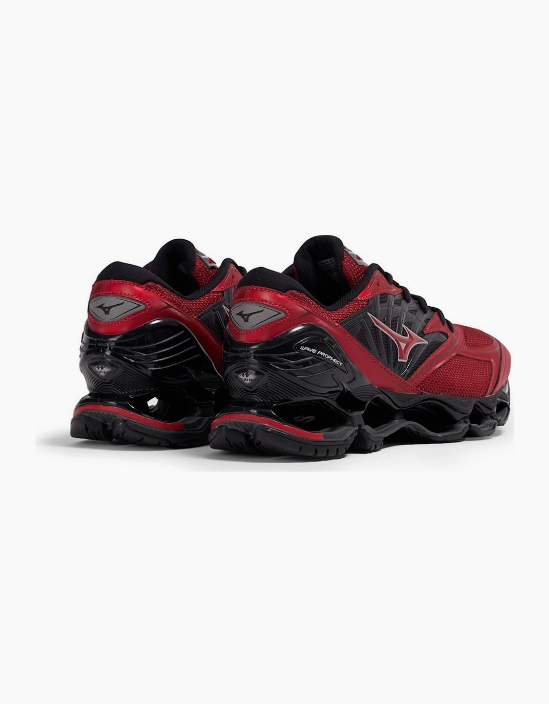 Wave Prophecy Low Top Lace-Up Sneakers