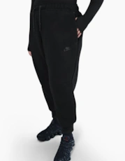 Black/ Black