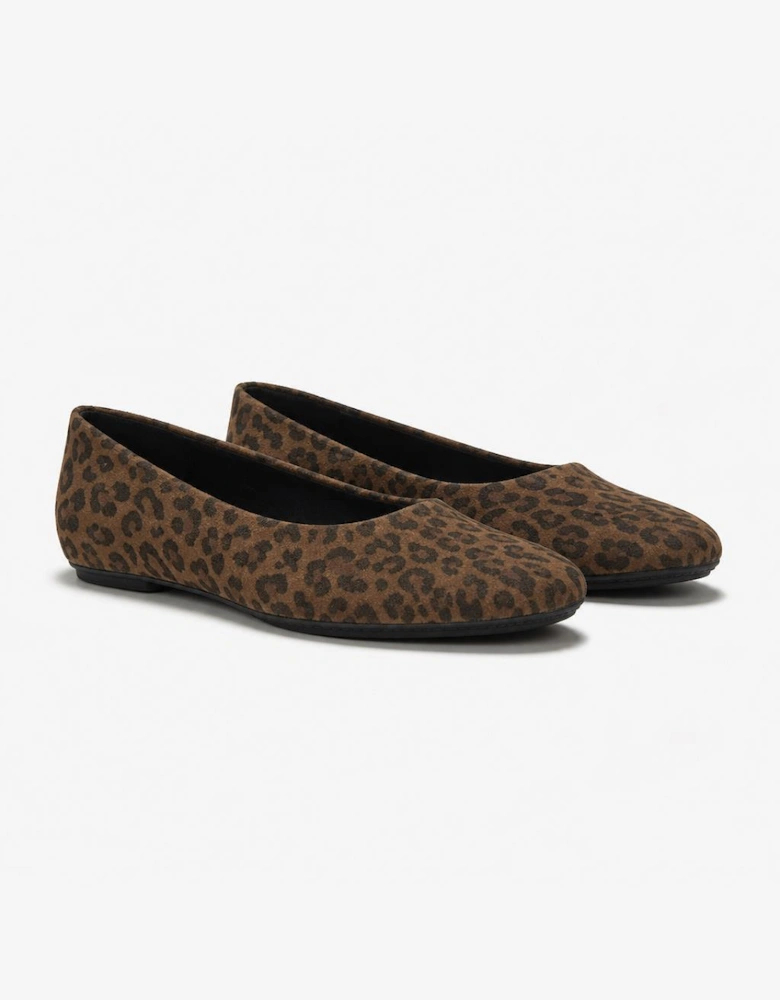FitFlop DELICATO SUEDE LEOPARD Womens Ballerina Shoes Tan/Black
