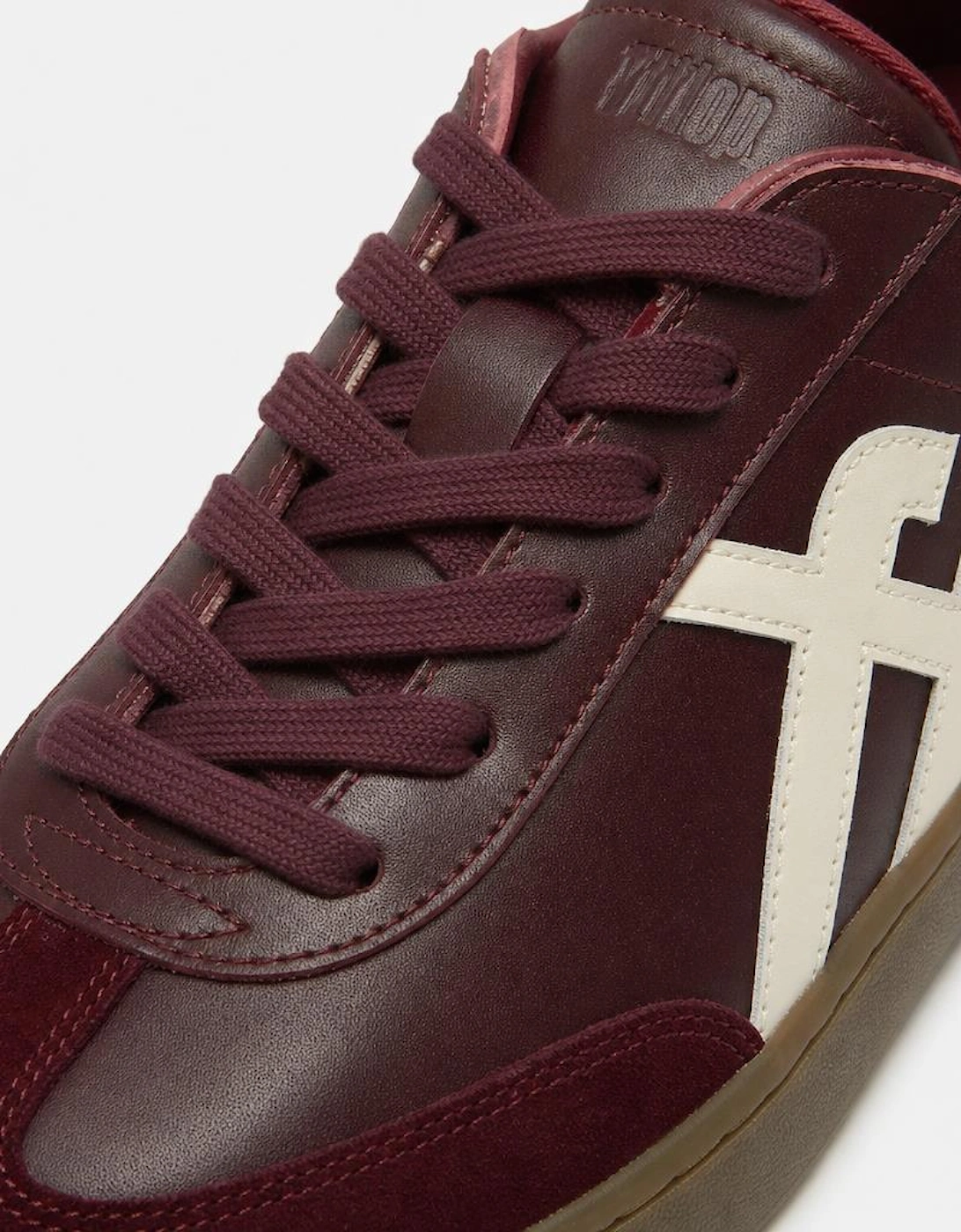 FitFlop THE DASH T-TOE LEATHER Womens Casual Trainers Dark Merlot/Urban White