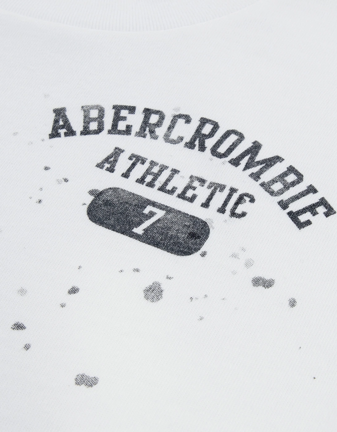 Abercrombie & Fitch Boys Athletic Core Lockup T-Shirt in White